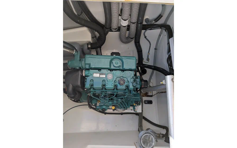 slider 91 Fountaine Pajot Astrea 42