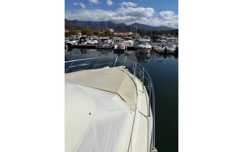 slider 3 Cranchi Atlantique 40 Fly