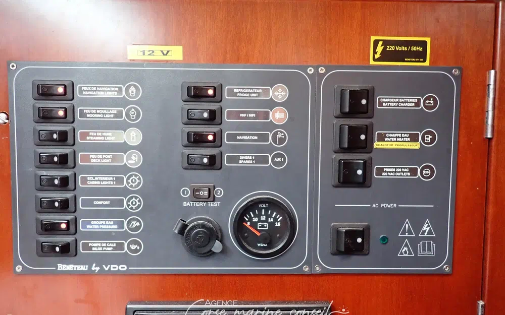 slider 34 Beneteau Oceanis 393 Clipper