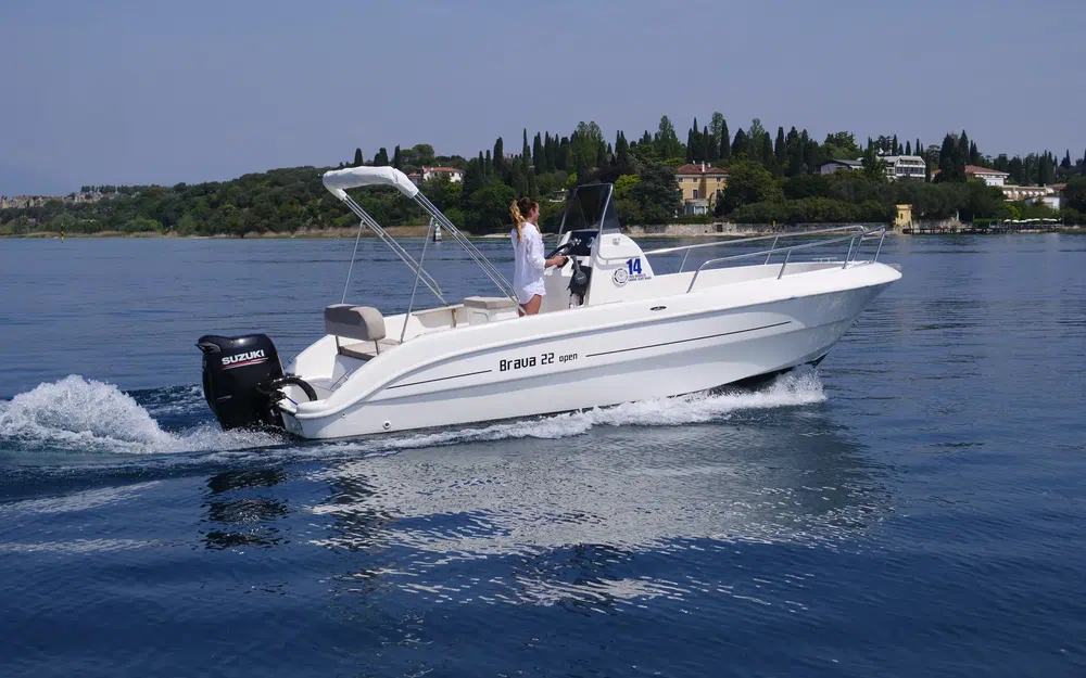 slider 5 Mingolla Brava 22