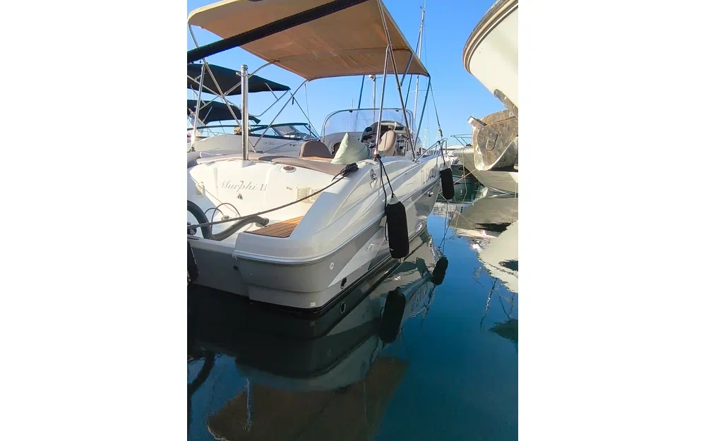 slider 1 Beneteau Flyer 750 Sun Deck