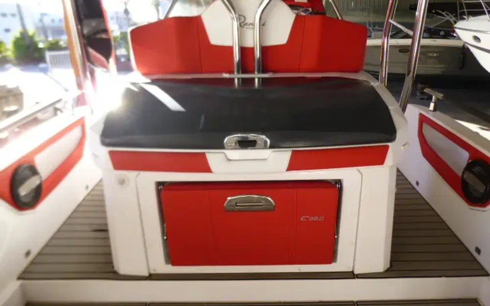 slider 11 Ranieri Cayman 38 Executive