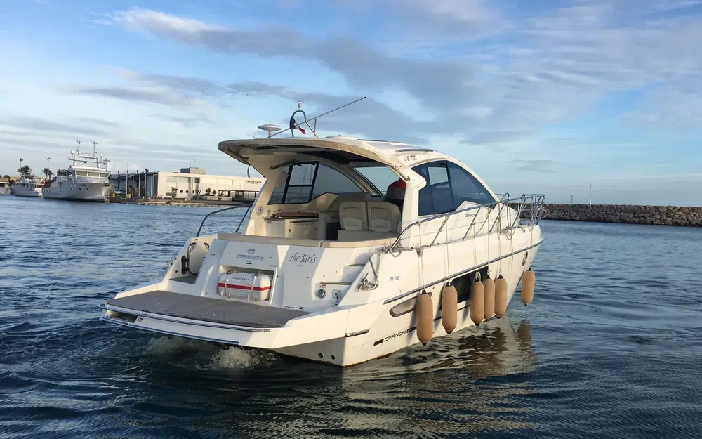 slider 11 Cranchi M 38 Hard Top