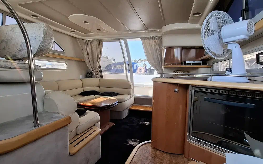 slider 14 Sealine 360