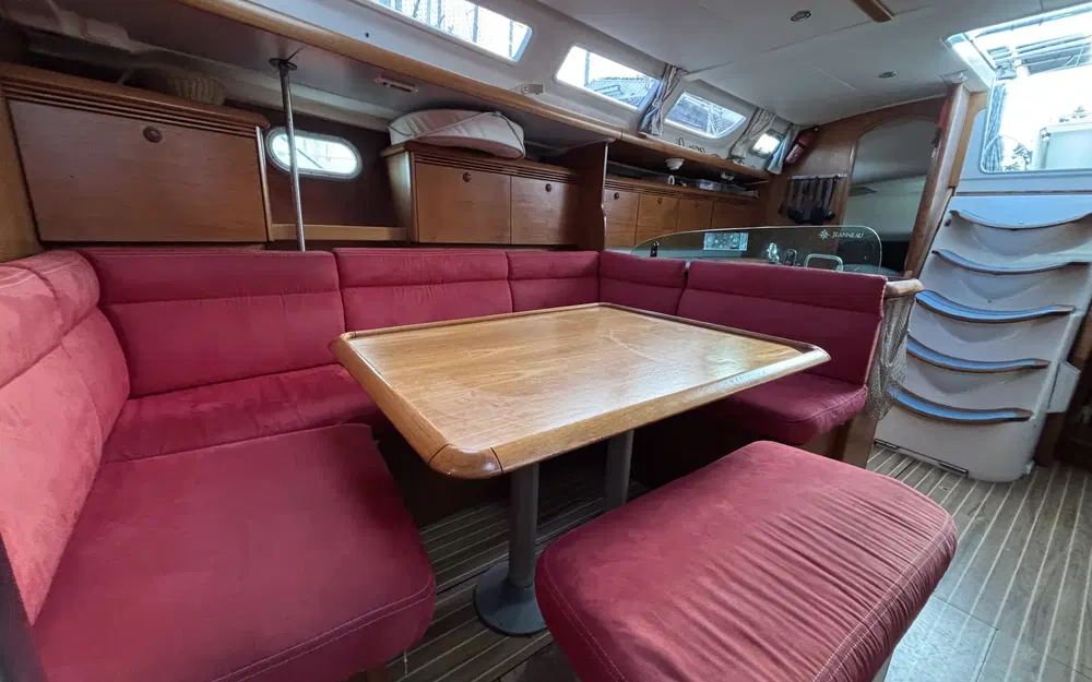 slider 17 Jeanneau Sun Odyssey 39