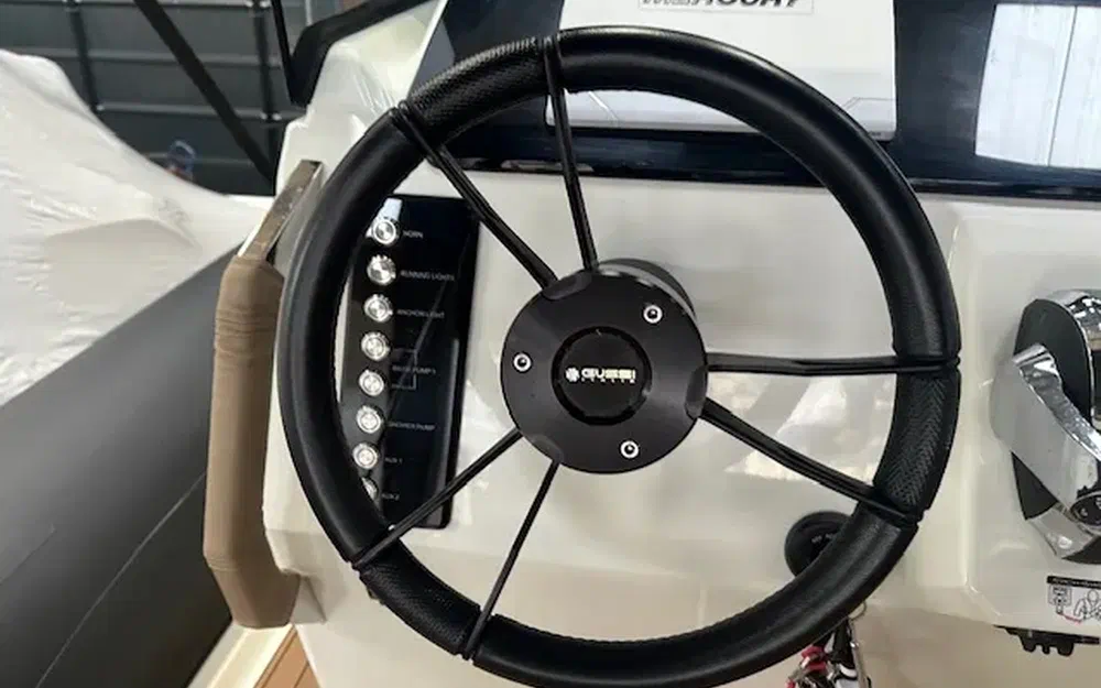 slider 14 Brig Eagle 8