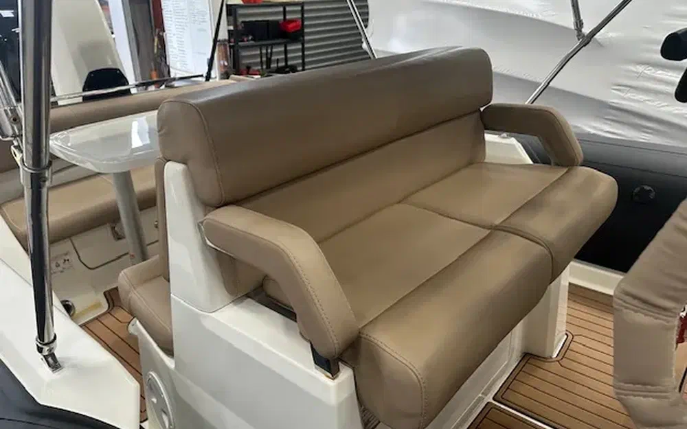 slider 17 Brig Eagle 8