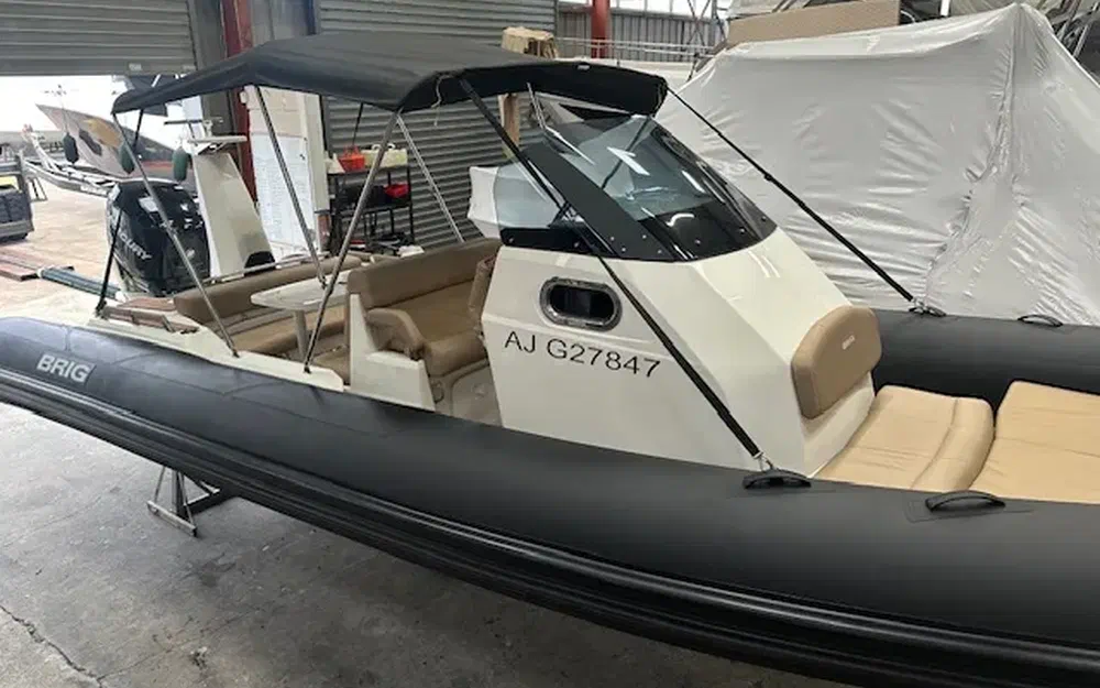 slider 24 Brig Eagle 8