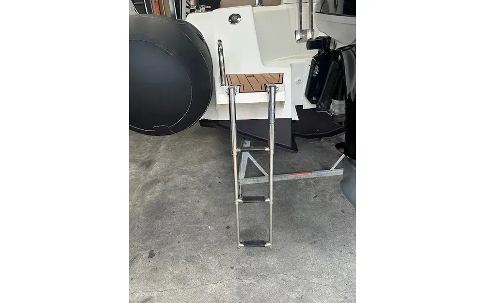 slider 5 Brig Eagle 8