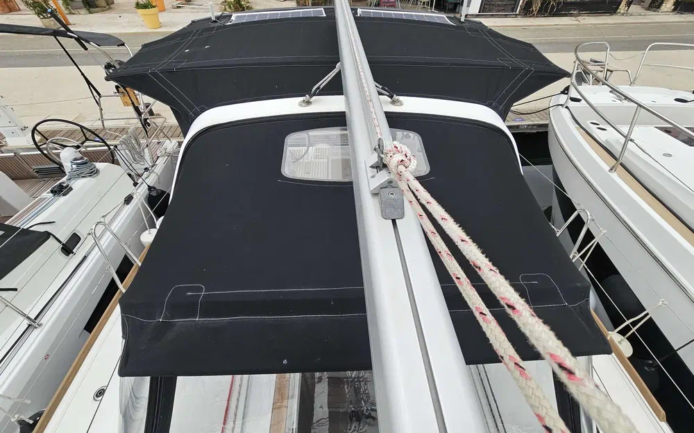 slider 13 Beneteau Oceanis 38.1