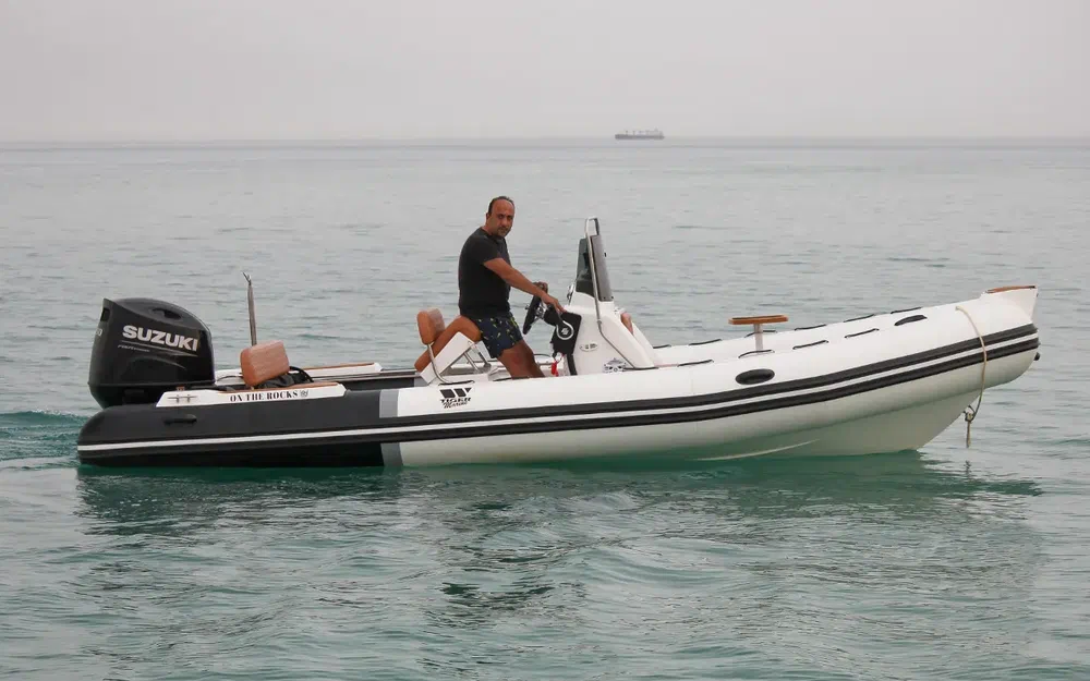 slider 2 Tiger Marine Tiger 650 Open