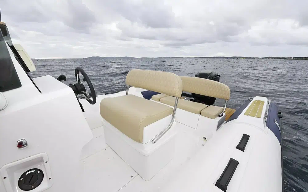 slider 3 Tiger Marine Tiger 600 Open