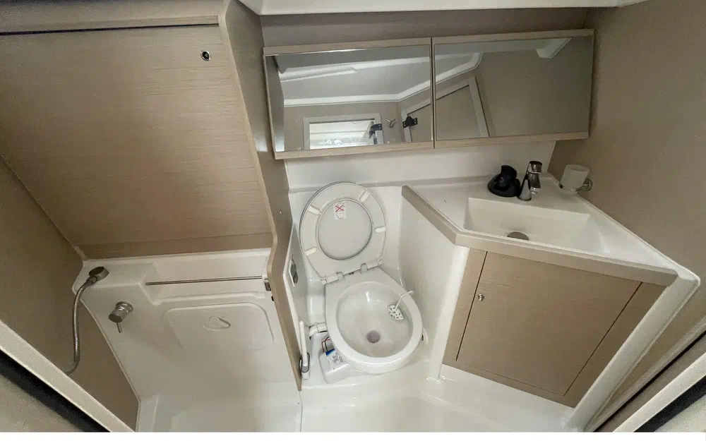 slider 12 Beneteau Oceanis 40.1