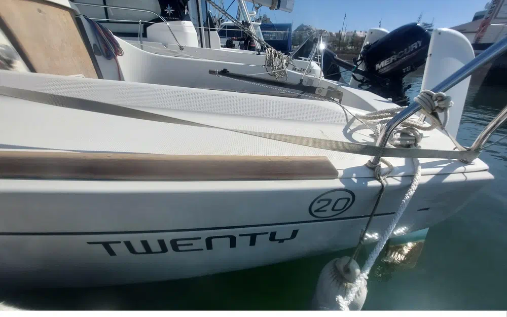 slider 2 Beneteau First 20