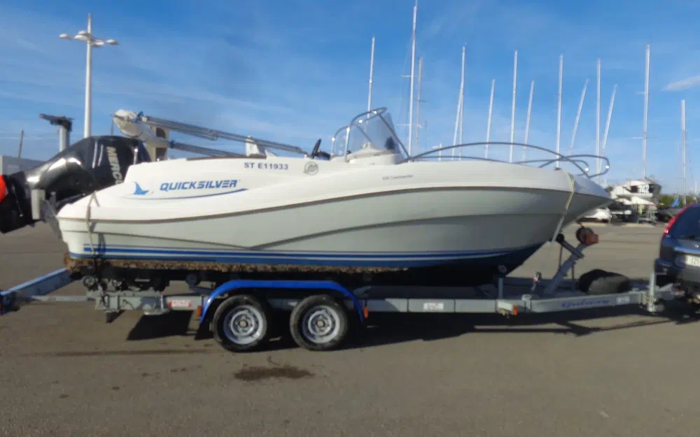 slider 0 Quicksilver 635 Commander