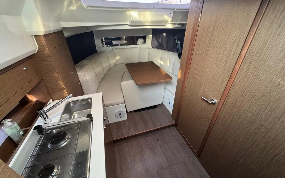 slider 12 Jeanneau Cap Camarat 10.5 WA