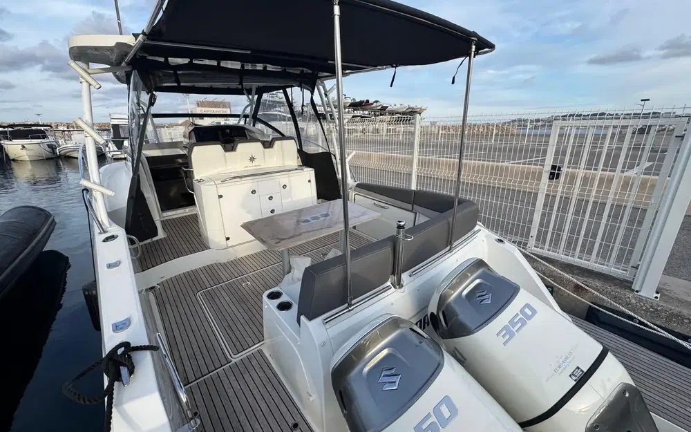 slider 4 Jeanneau Cap Camarat 10.5 WA