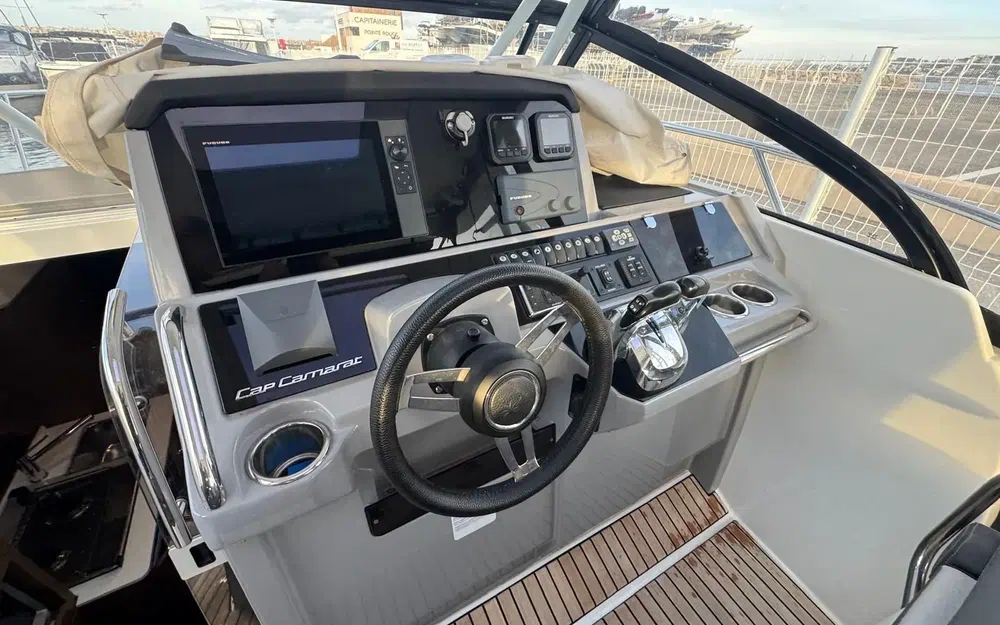 slider 7 Jeanneau Cap Camarat 10.5 WA