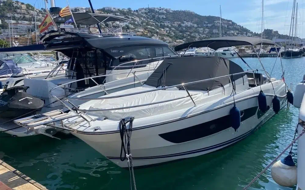 slider 3 Jeanneau Cap Camarat 10.5 WA