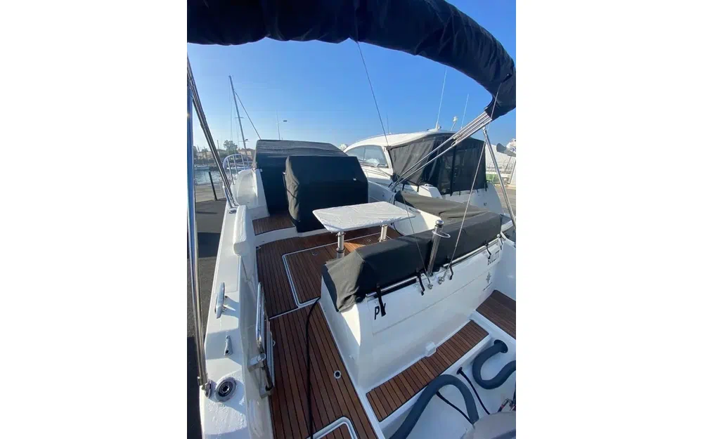 slider 6 Jeanneau Cap Camarat 10.5 WA