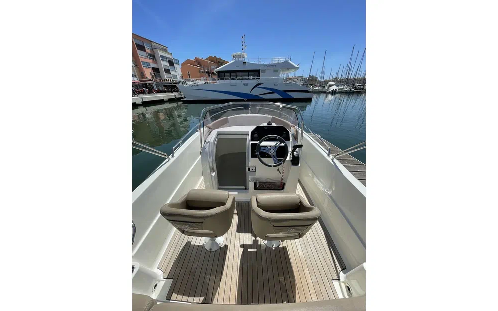 slider 8 Pacific Craft 625 Open