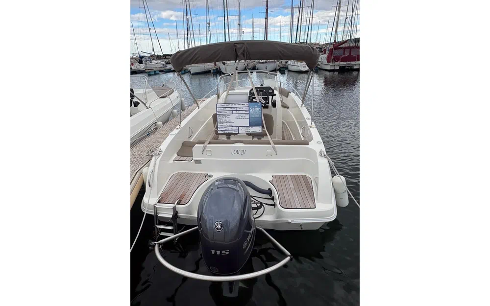 slider 1 Pacific Craft 625 Open