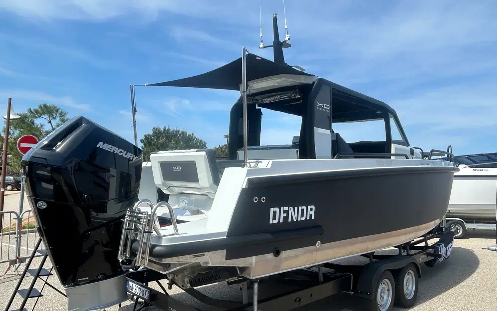 slider 1 XO Boats DFNDR 9