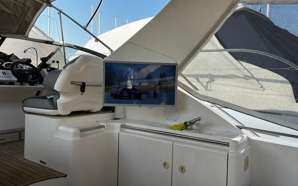 slider 14 Fairline Targa 39