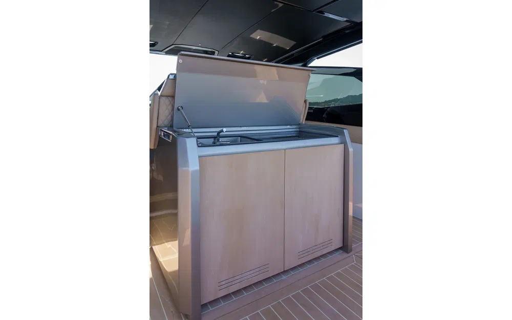 slider 13 Rio Yachts Le Mans 50