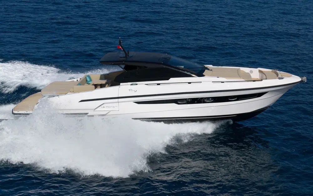 slider 0 Rio Yachts Le Mans 50