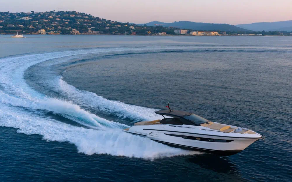 slider 3 Rio Yachts Le Mans 50