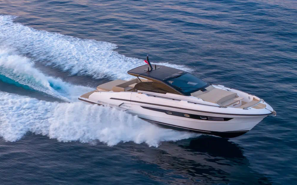 slider 5 Rio Yachts Le Mans 50