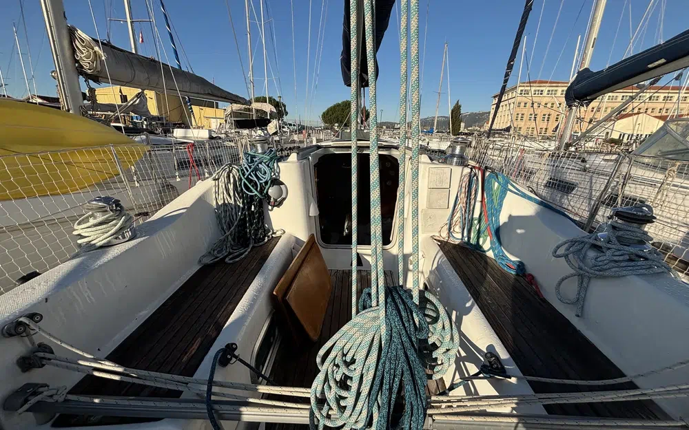 slider 3 Beneteau First 33.7