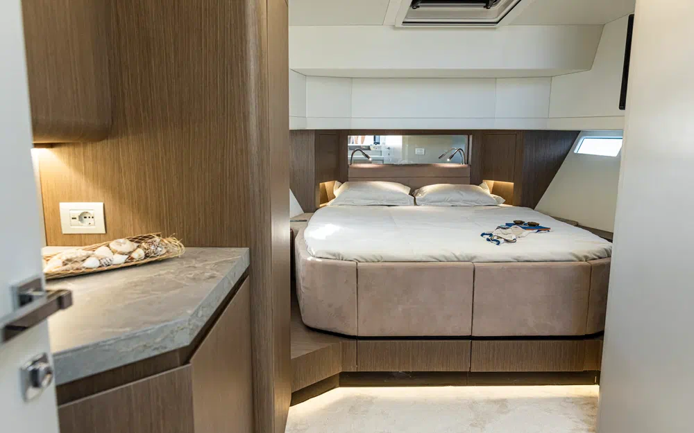 slider 10 Rio Yachts Le Mans 45