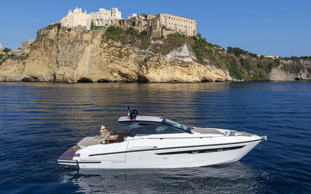 slider 2 Rio Yachts Le Mans 45