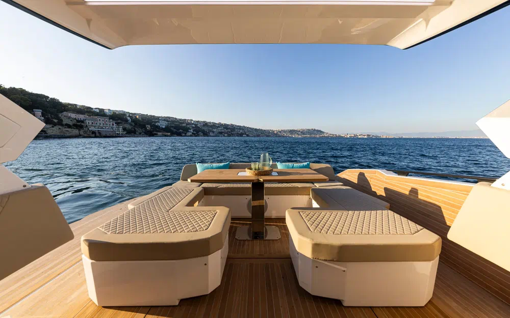 slider 5 Rio Yachts Le Mans 45