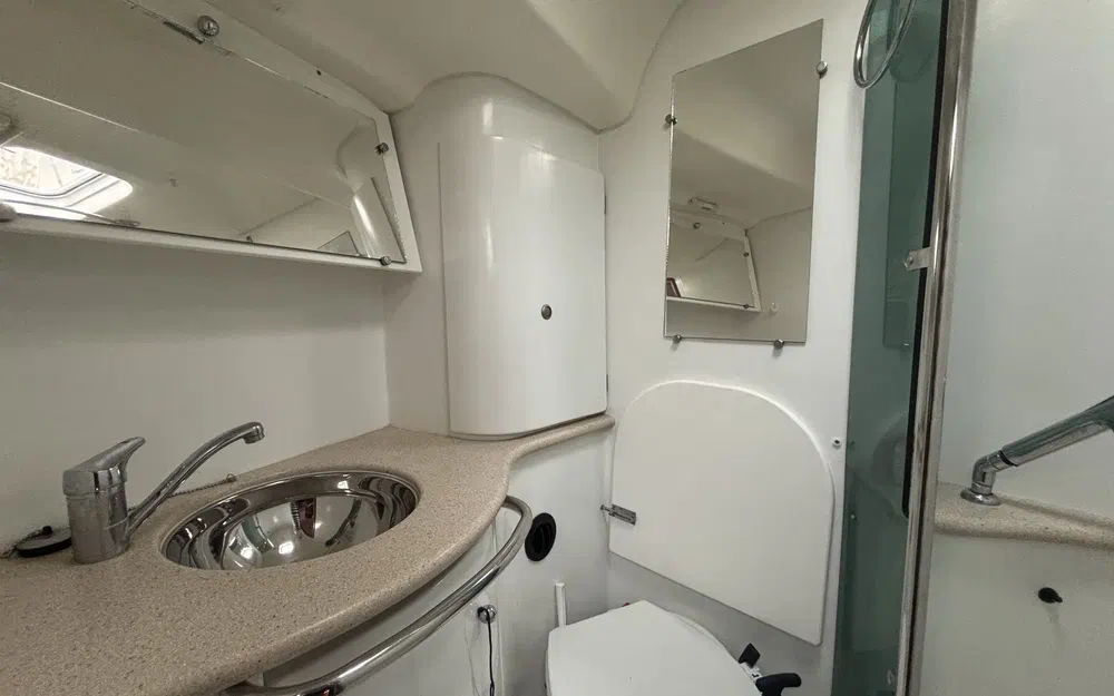 slider 18 Jeanneau Sun Odyssey 49