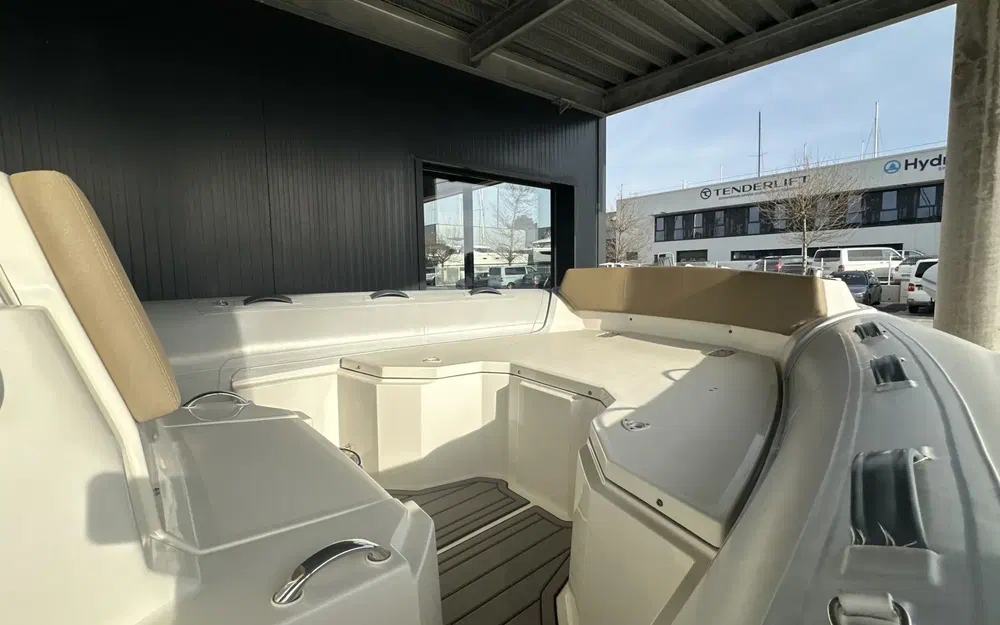 slider 9 Marlin Boat MARLIN 24X