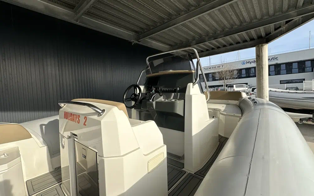 slider 4 Marlin Boat MARLIN 24X