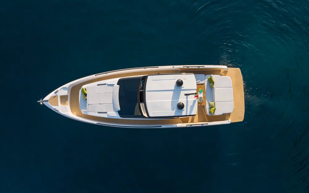 slider 1 Rio Yachts Daytona 45