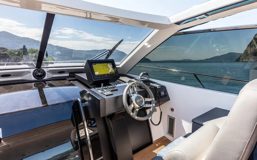 slider 9 Rio Yachts Parana 40