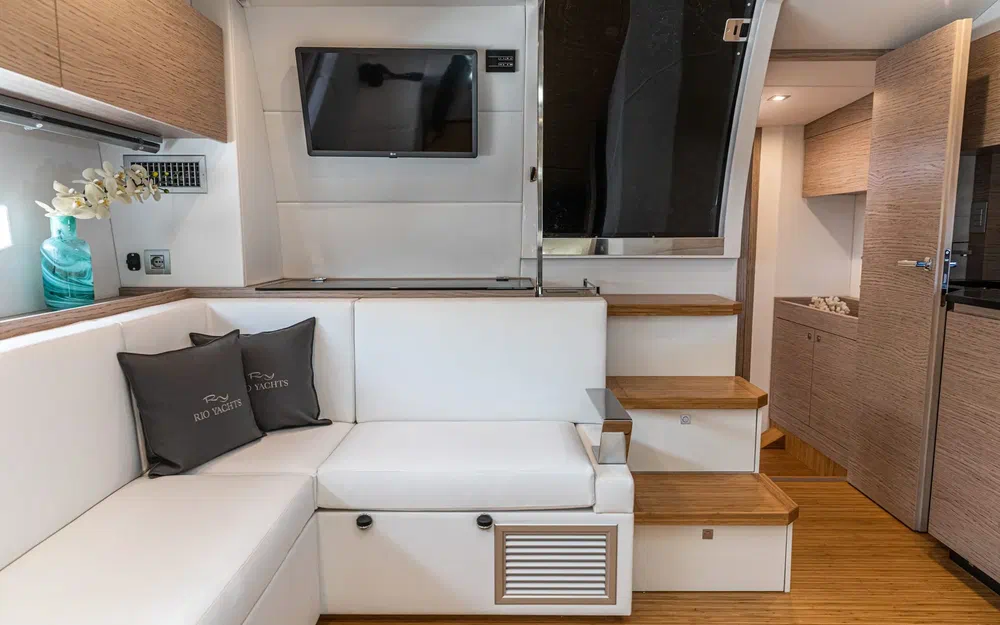 slider 12 Rio Yachts Parana 40