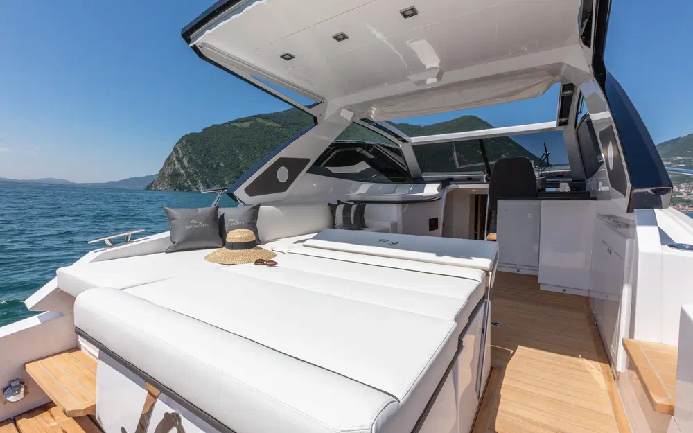 slider 6 Rio Yachts Parana 40