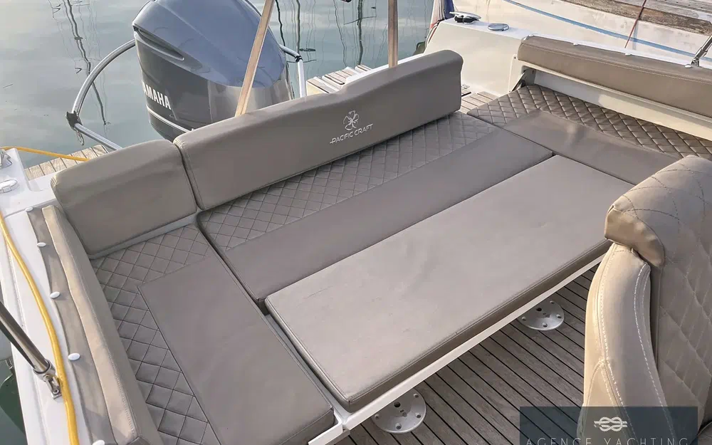 slider 18 Pacific Craft 750 Open