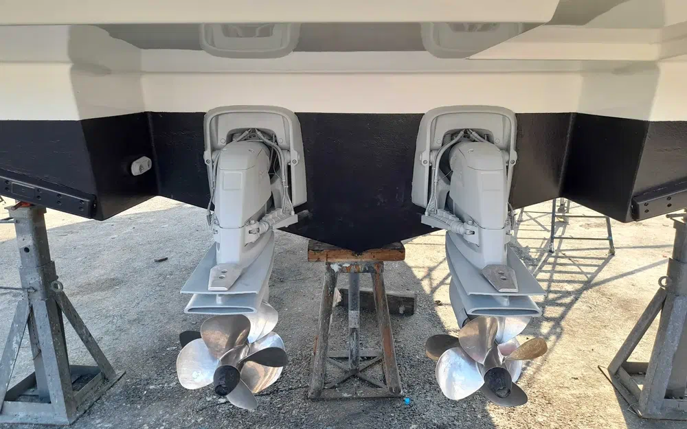 slider 6 Beneteau Gran Turismo 38