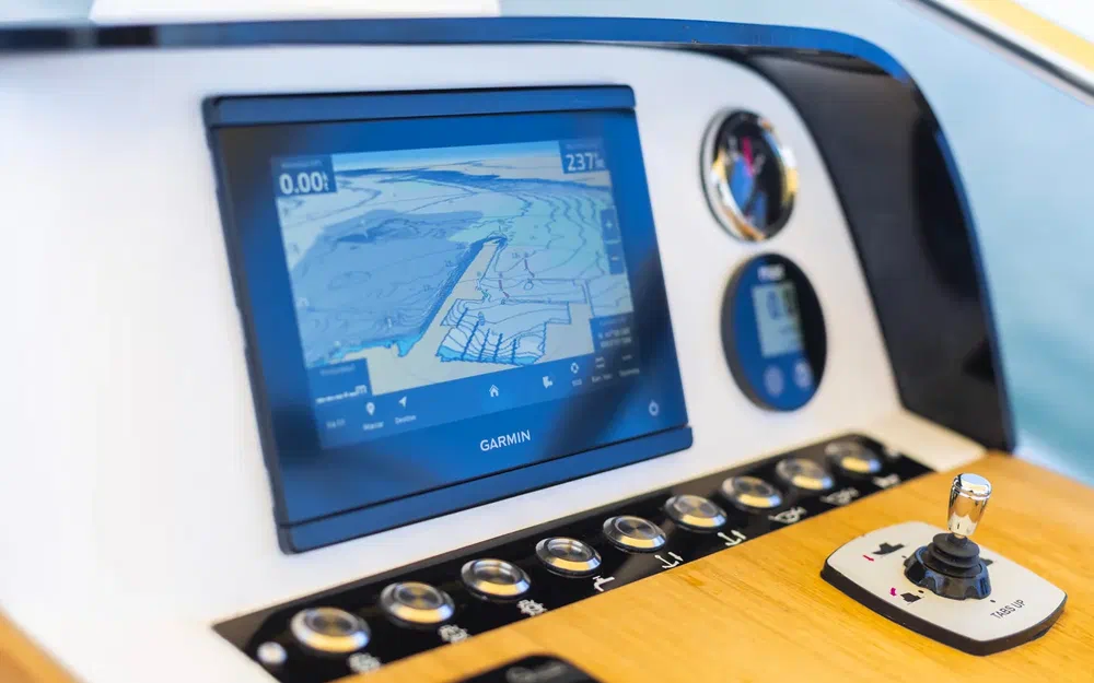 slider 6 Cantieri Mimi Libeccio 7.5 WA