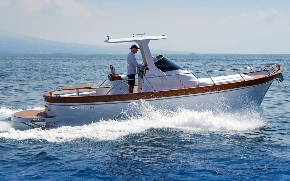 slider 0 Cantieri Mimi Libeccio 8.5 WA