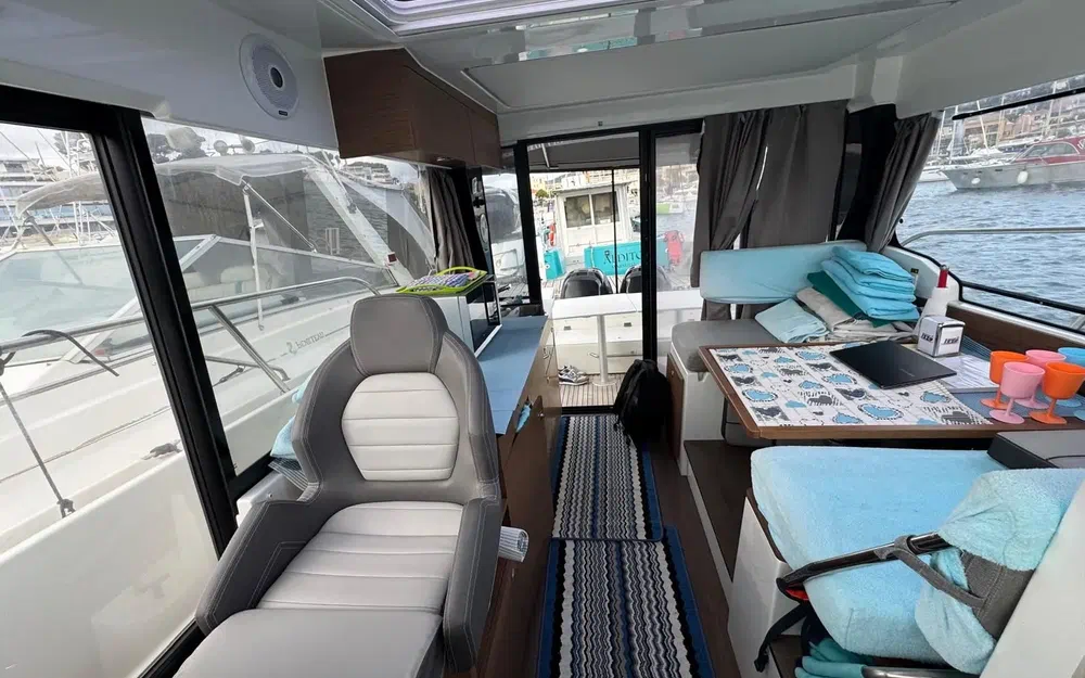 slider 15 Jeanneau Merry Fisher 1095