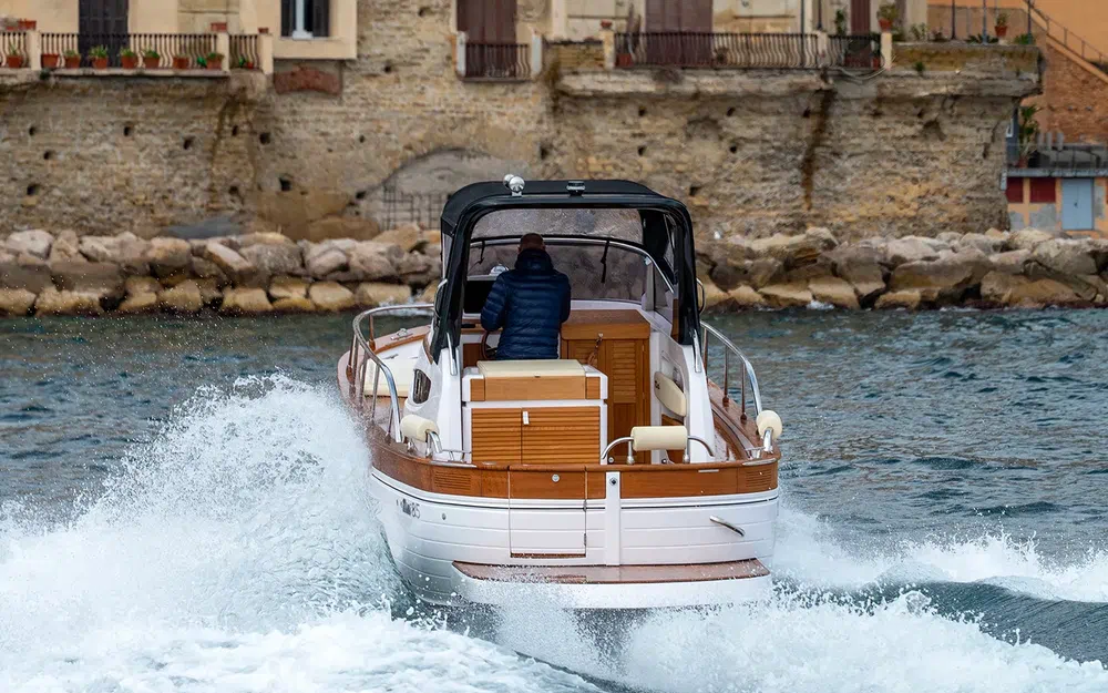 slider 1 Cantieri Mimi Libeccio 8.5 Cabin