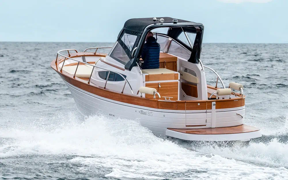 slider 6 Cantieri Mimi Libeccio 8.5 Cabin